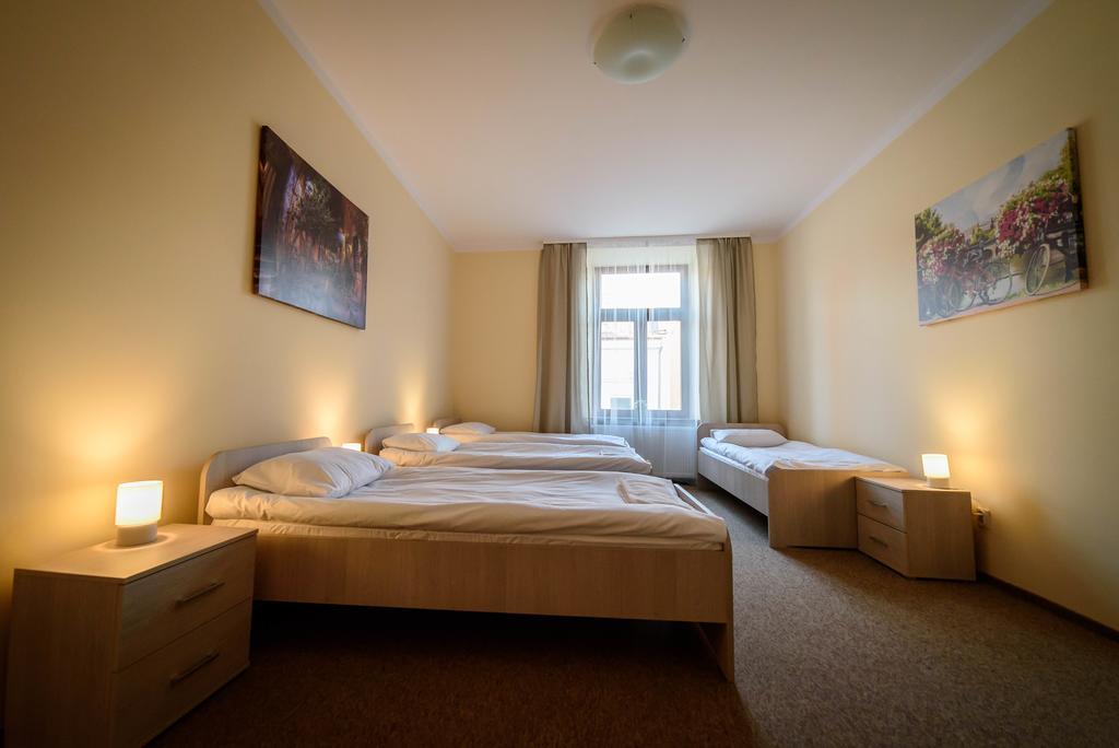 Apartamenty Walowa 4 Tarnow Exterior photo